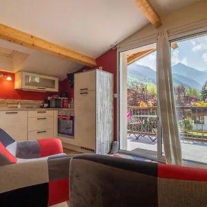 Appartement Le Nidouyé 2 Adultes Uniquement à Lary Soulan, Saint-Lary-Soulan